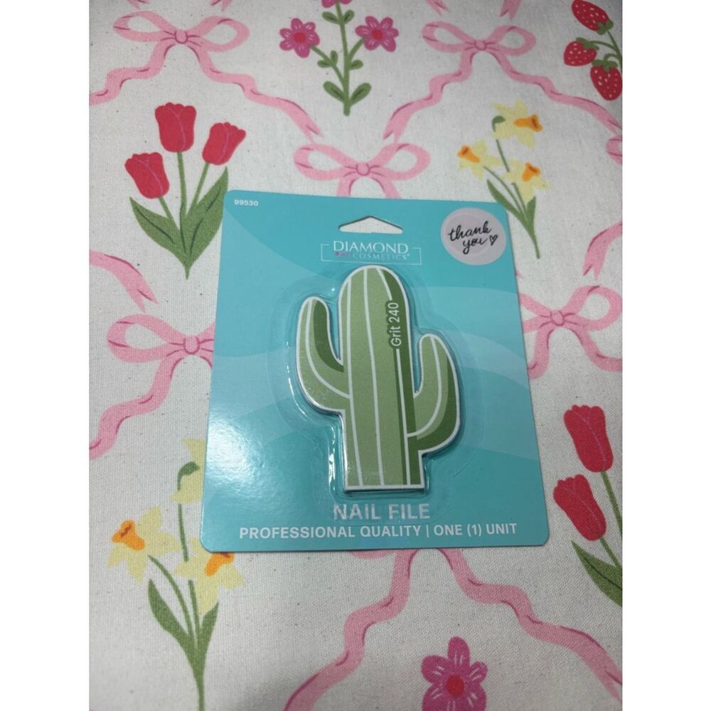 New Diamond Cosmetics Cactus Nail File - Green